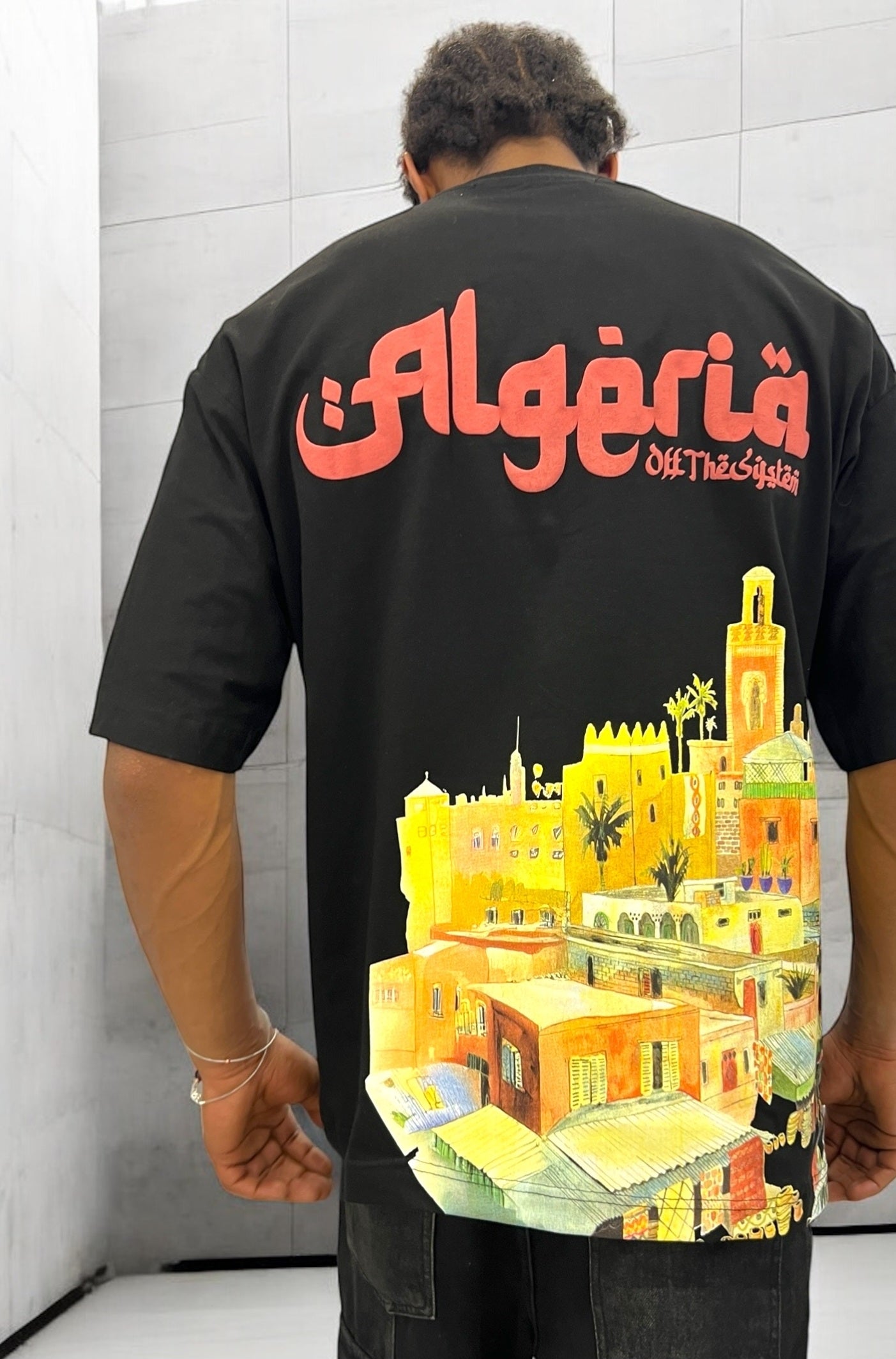 T-shirt “Algéria – Off The System” – Vibe urbaine & héritage culturel