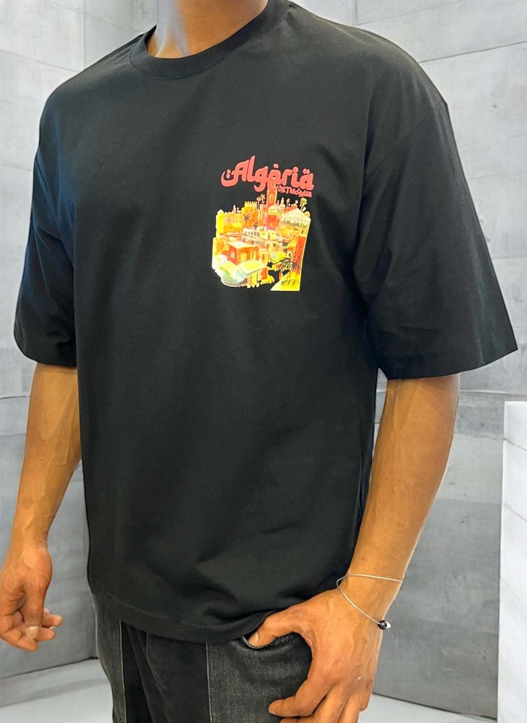 T-shirt “Algéria – Off The System” – Vibe urbaine & héritage culturel
