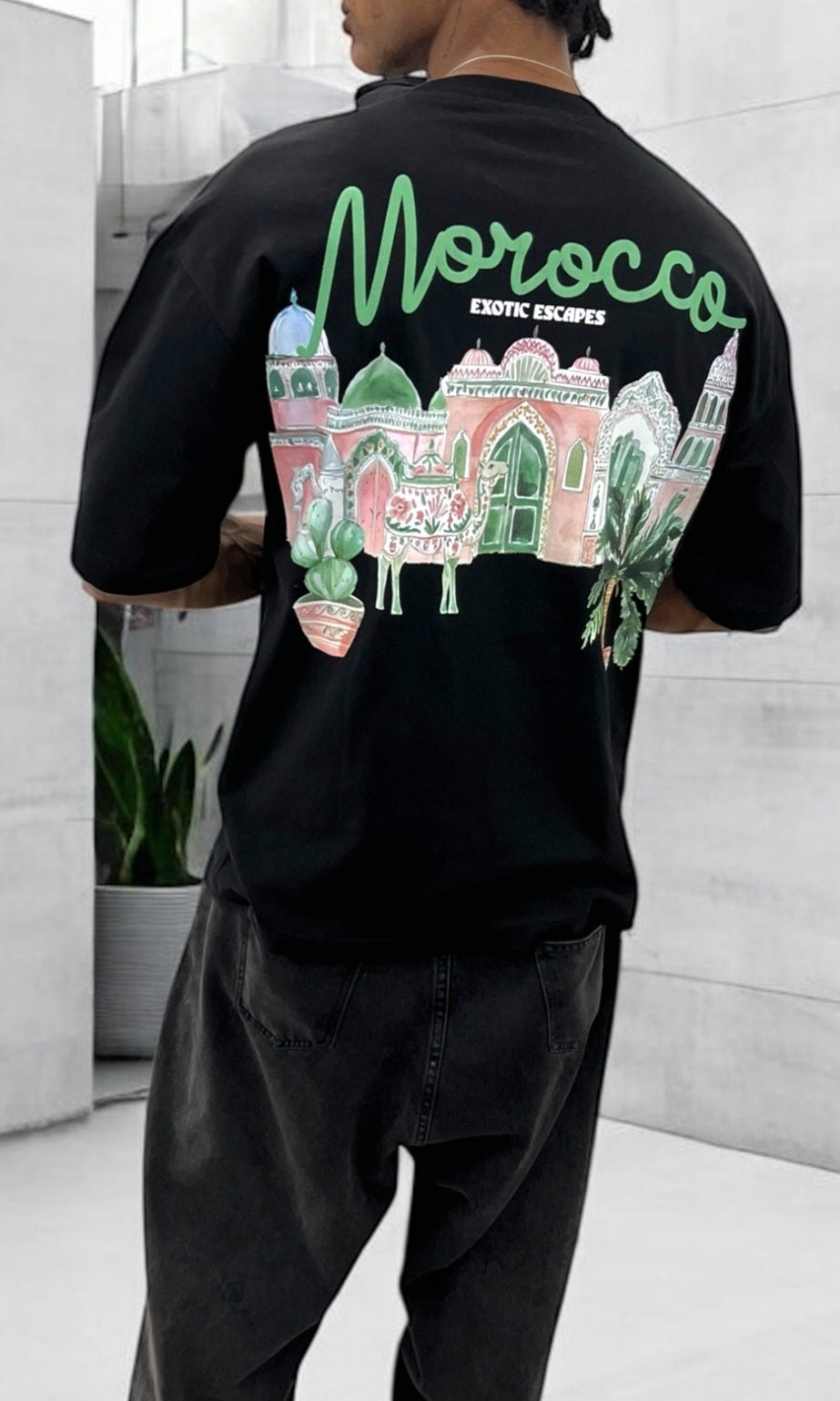 T-shirt “Morocco – Exotic Escapes” – Évasion graphique & ambiance orientale