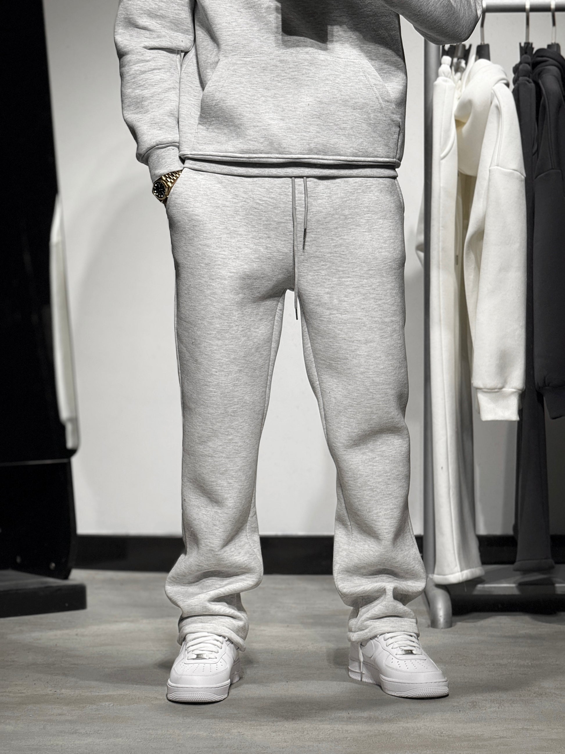ensemble straight